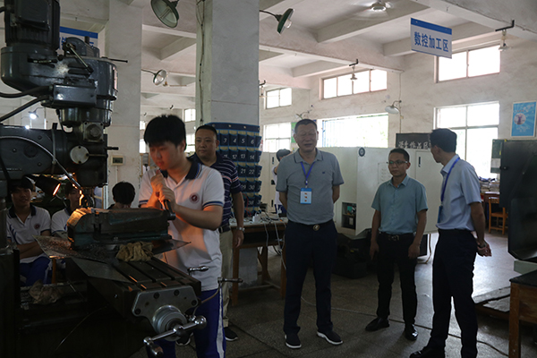 1685495507898842.jpg 1685495502923008.jpg